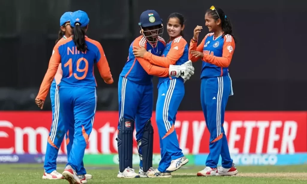 ஜூனியர் மகளிர் டி20 உலகக் கோப்பை: வங்கதேசத்தை வீழ்த்தியது இந்தியா